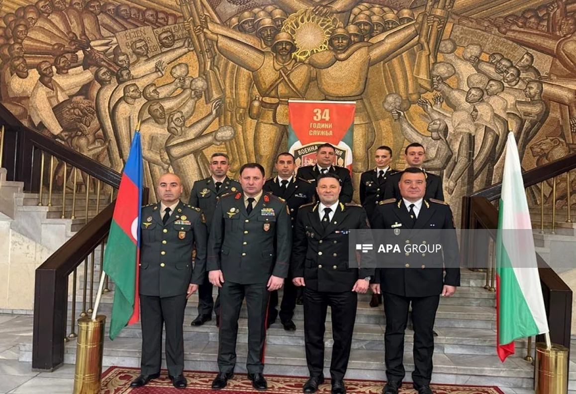 Delegación de policía militar de Azerbaiyán visita Bulgaria