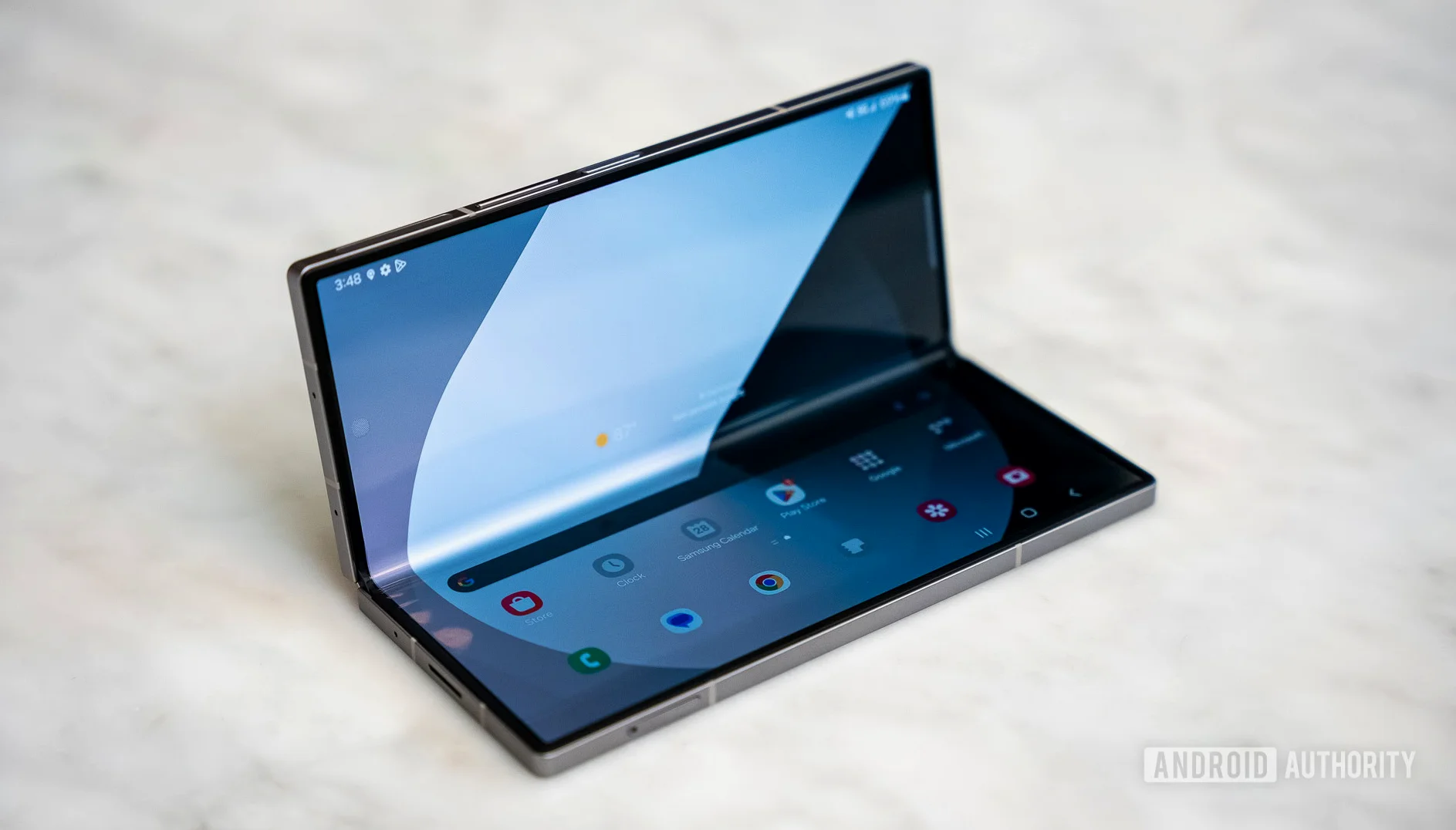Samsung’s One UI 8.5 Beta Could Come to Galaxy Z Fold 6 and Flip 6 Soon