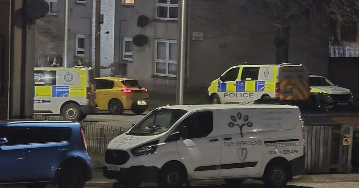 Man Wielding Knife in Fife Housing Estate Arrested by Police