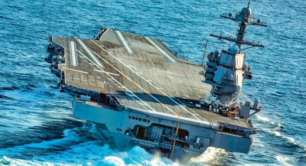Incendio en la lavandería del USS Gerald R. Ford obliga a retirar 1000 colchones