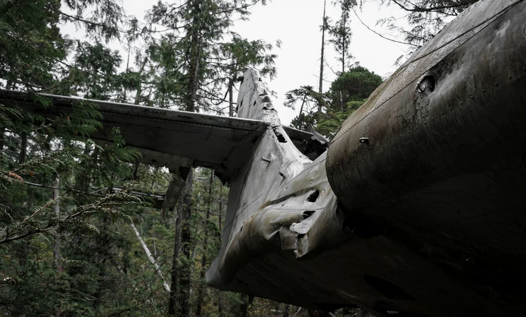 コロンビア軍用機墜落、66人死亡