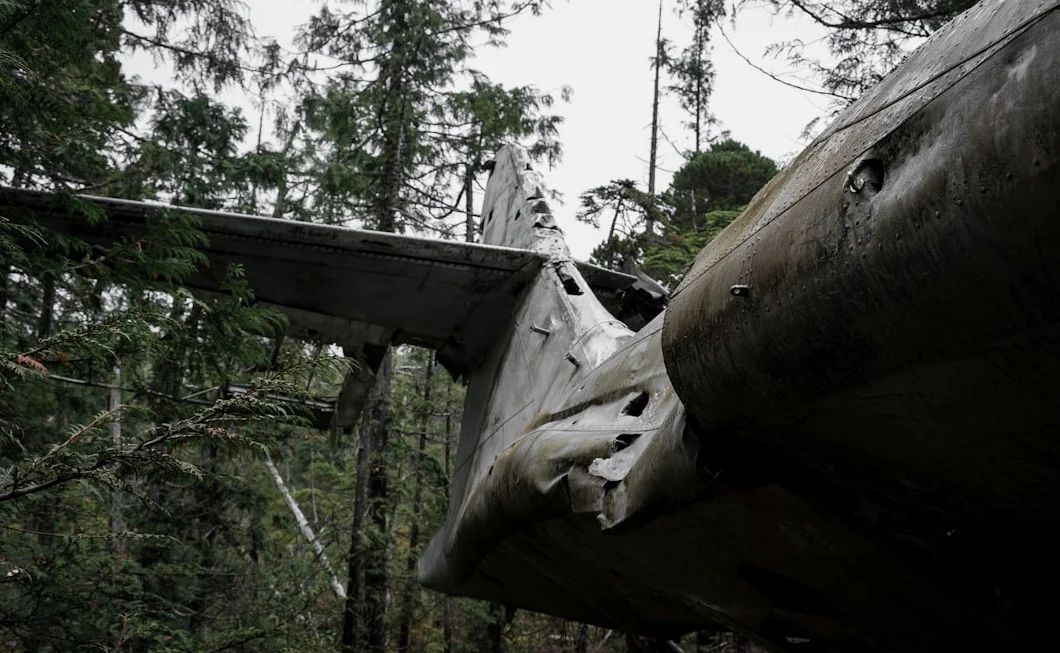 콜롬비아 군용기 추락 사고로 최소 34명 사망