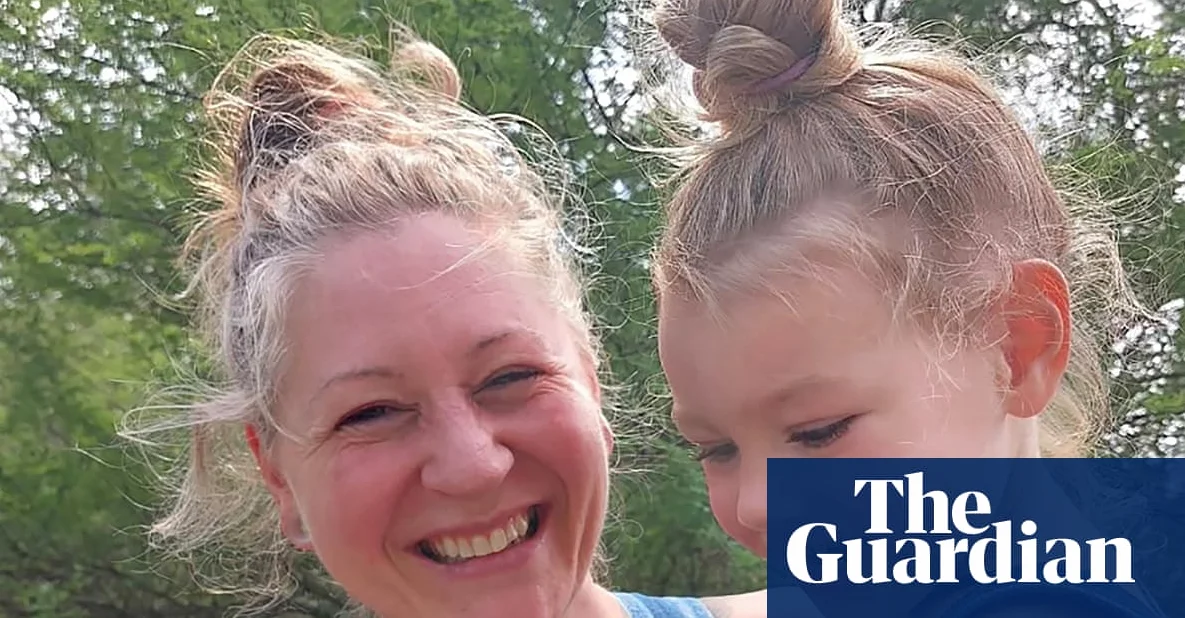 캐나다인 여성, 딸과 함께 ICE 수감… 이민자들에게 '조용히 있어라' 경고