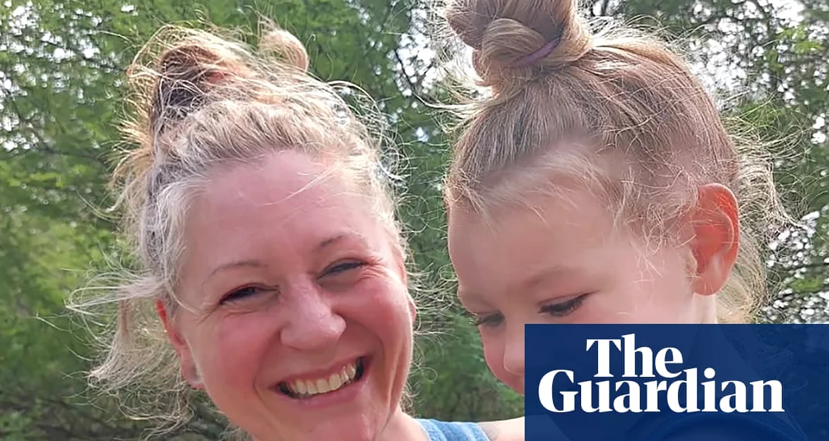 Kanadische Frau mit Tochter in US-Gefängnis warnt: ‘Bleibt im Schatten’