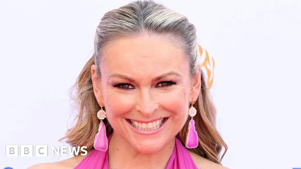 마법 같은 여성, 멜 스크일링의 떠난 길