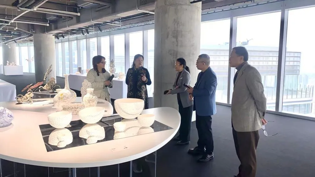 World Headlines China operations team with Yinglan International team