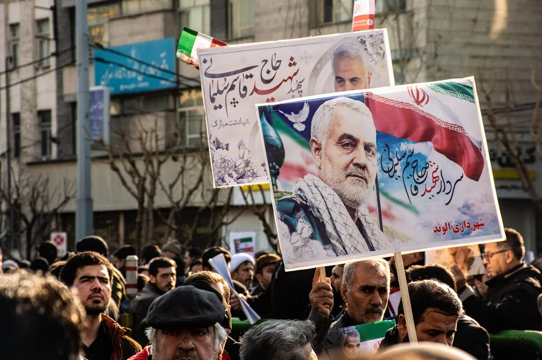 Trump Extends Pause on Iran Strikes to April 6