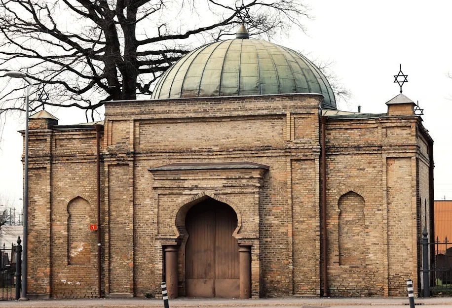 Notfallwagen in Londoner Synagoge angezündet – Starmer nennt Anschlag antisemitisch