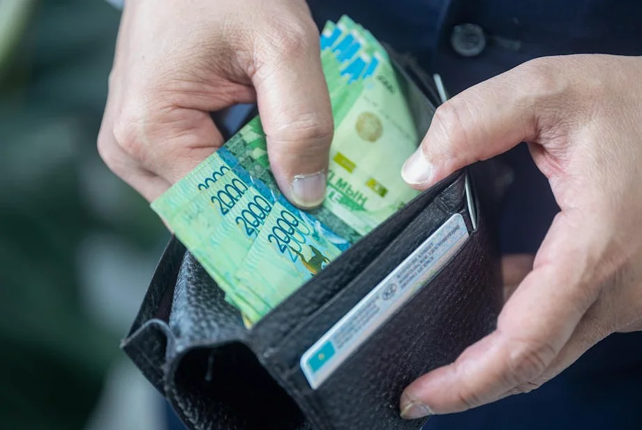 Gold am $10.000-Ziel? Analysten bleiben zuversichtlich trotz Verlusten