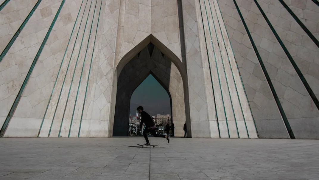 IDF Says It Struck Islamic Guards HQ in Tehran; Man Lightly Wounded as Iran Keeps