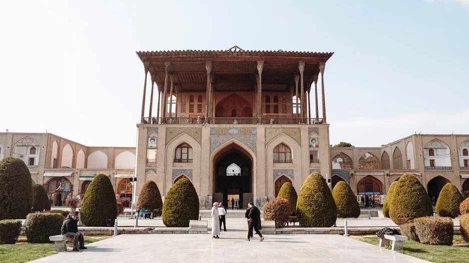 Intense Bombing in Tehran and Isfahan Sparks Regional Tensions