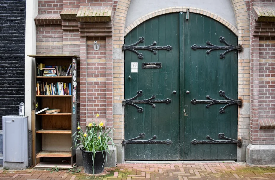 Shares Jittery as Oil Rebounds Amid Fragile Relief Rally