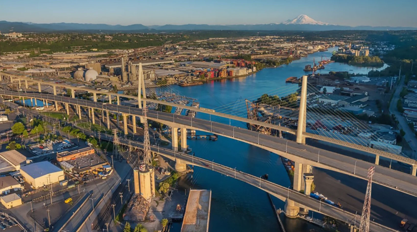 2 Line Crosslake Connection Opens as World’s First Light Rail Over Floating Bridge