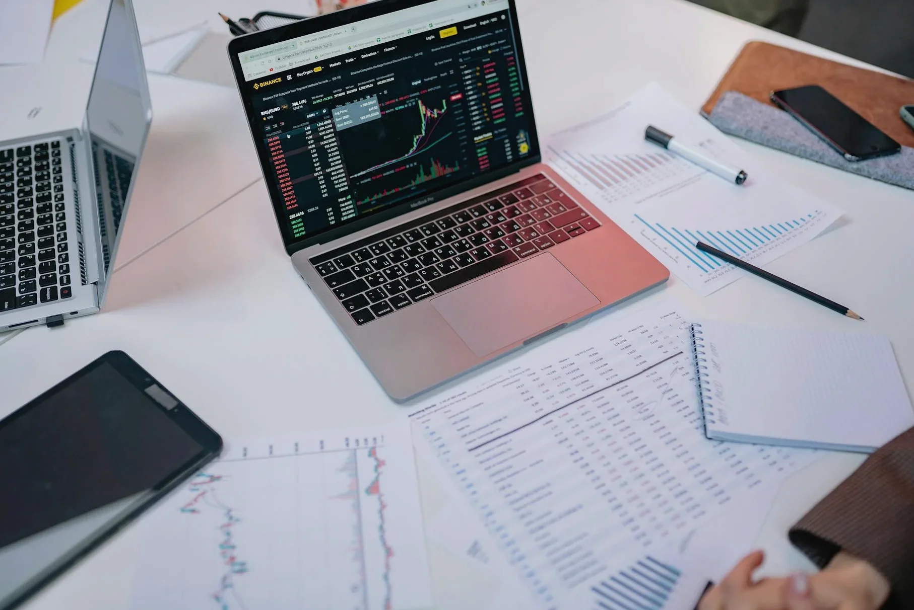 エステ・ラウダー、スペインのピュイグ買収へ　3000億ドル規模のビューティー巨人誕生へ