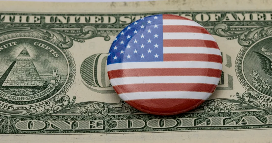 Trump administration to pay $1 billion to stop two East Coast wind farms