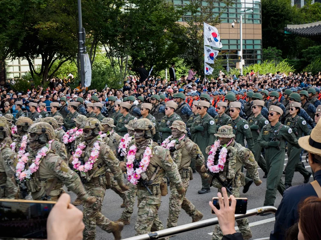 Thousands of US Army Paratroopers Arrive in Middle East as Tensions Rise