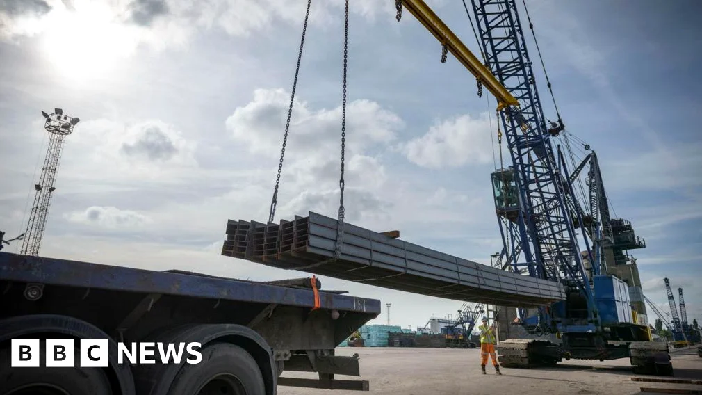 Irans zwei größte Stahlwerke nach Luftangriffen stillgelegt