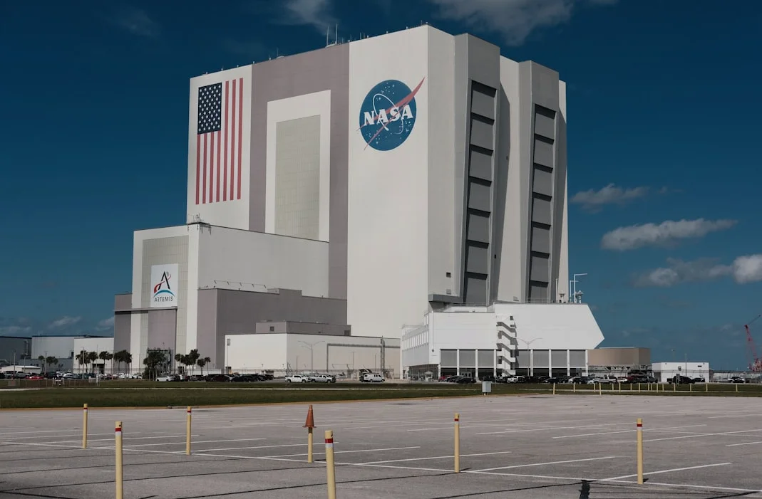 아르테미스 2호 우주비행기 화장실 문제로 달 탐사 지연