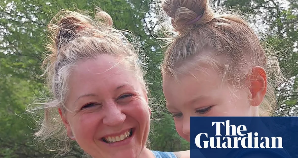 Mujer canadiense y su hija liberadas tras tres semanas de detención por ICE