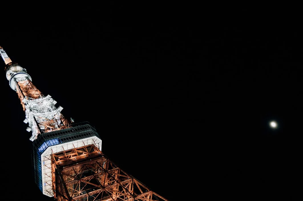 アーテミスIIの宇宙飛行士、月へ向かう途中でトイレから焼けたような匂い