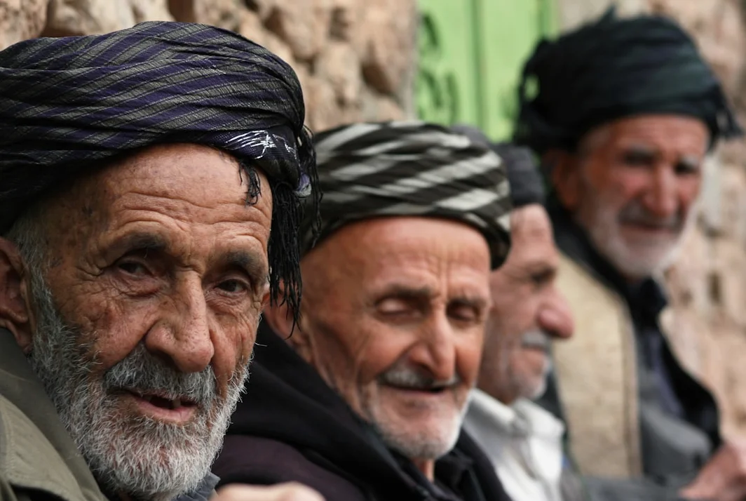 イラン情報首脳、改革要求に直面　抗議活動拡大