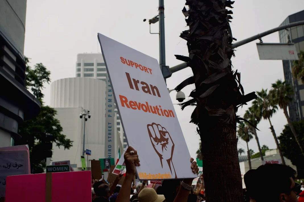 トランプ氏、ホルムズ海峡開通期限にエネルギーインフラ攻撃警告