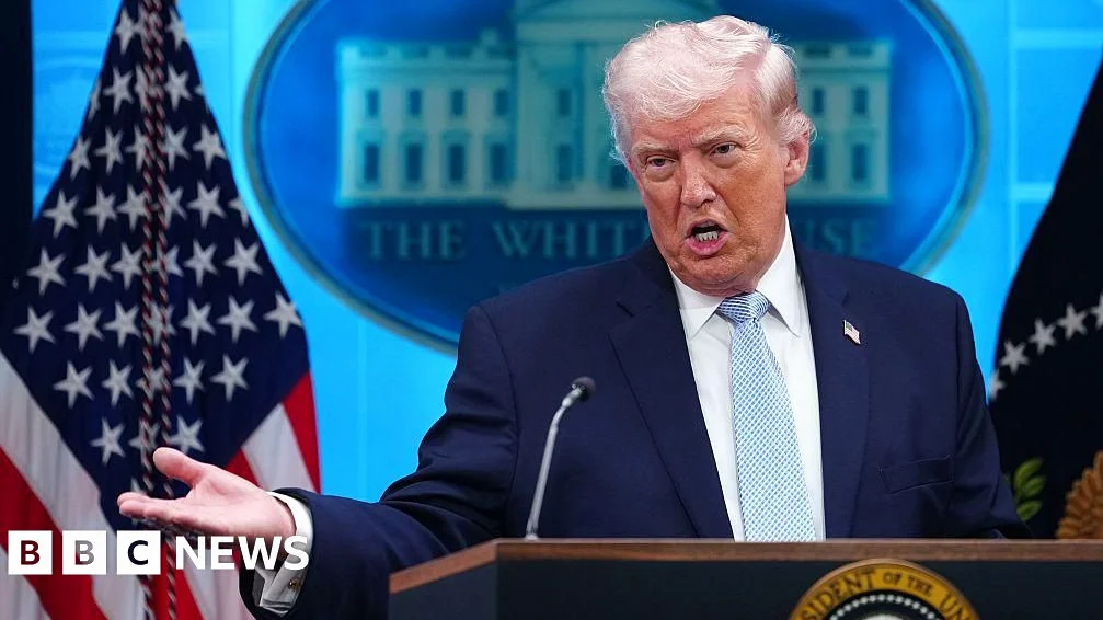 트럼프, 이란을 '하룻밤에' 없애겠다고 경고... 협상 마감일 전에 합의 없을 경우