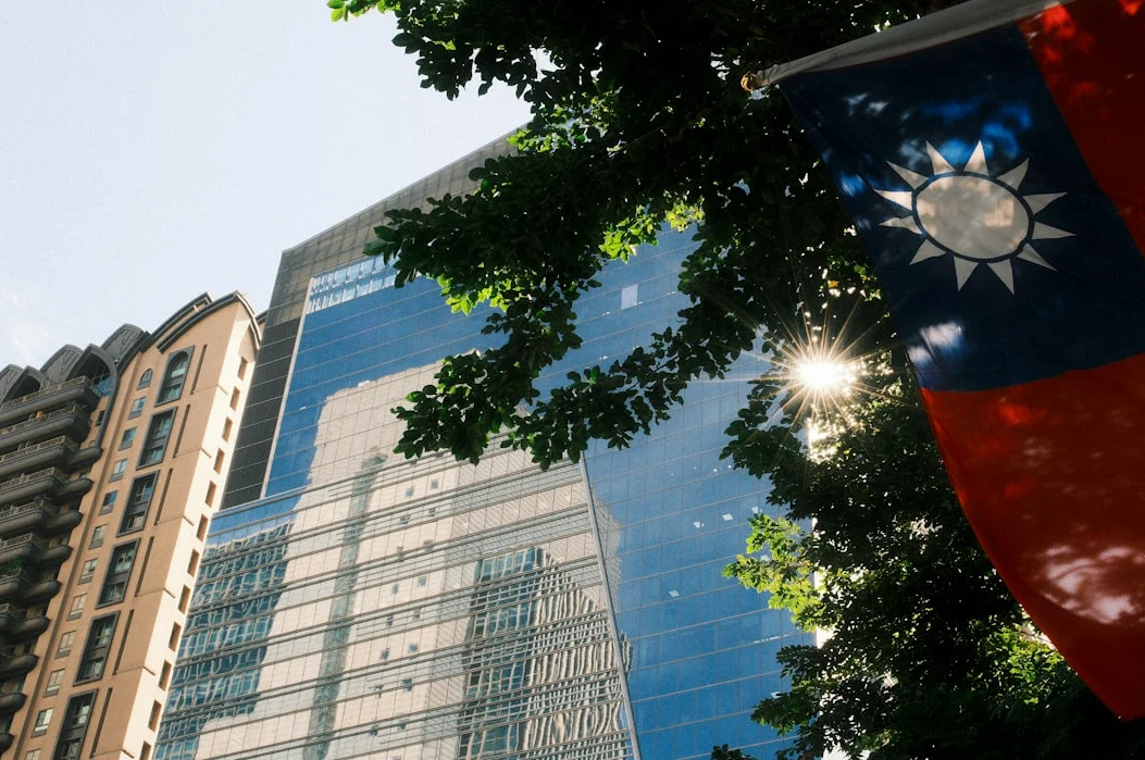 중국 시진핑, 10년 만에 대만 반대 정당 지도자와 회담