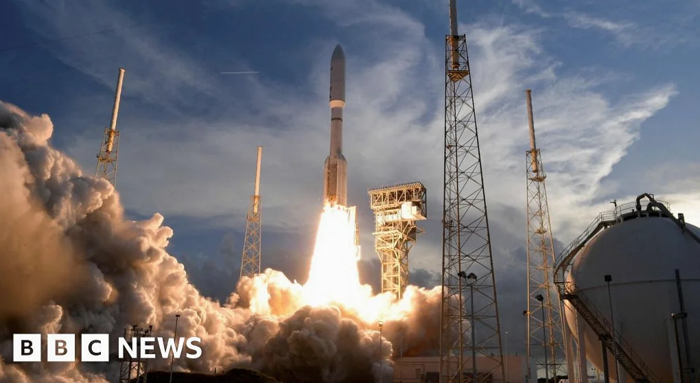 アマゾン、115億ドルで衛星会社買収　スターリンクとの競争激化