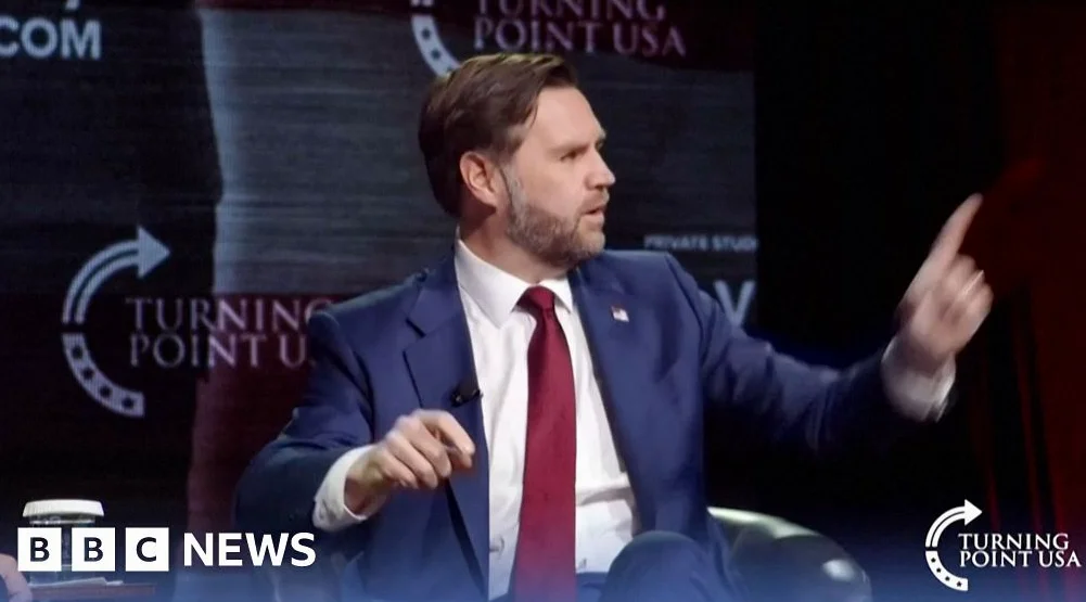 Vance Heckled as He Chides Pope Leo on Iran War