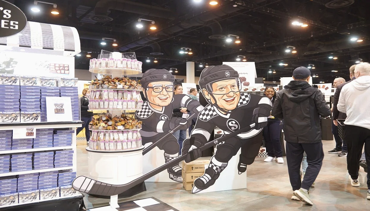 Berkshire Hathaway cash surges to record $397 billion