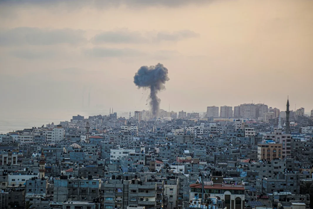 Israel Threatens Gaza War Resumption as Truce Frays