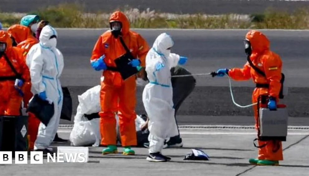 Spain Starts Evacuating Virus-Hit Cruise Ship in Tenerife