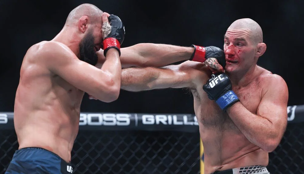 Strickland Stuns Chimaev in UFC 328 Split Decision