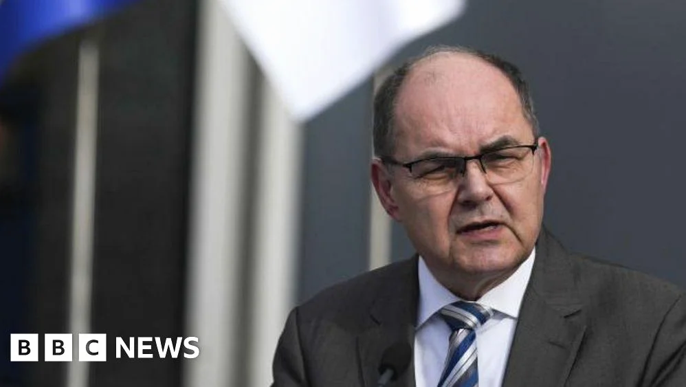 Bosnia's Peace Envoy Quits, Future of Role in Question