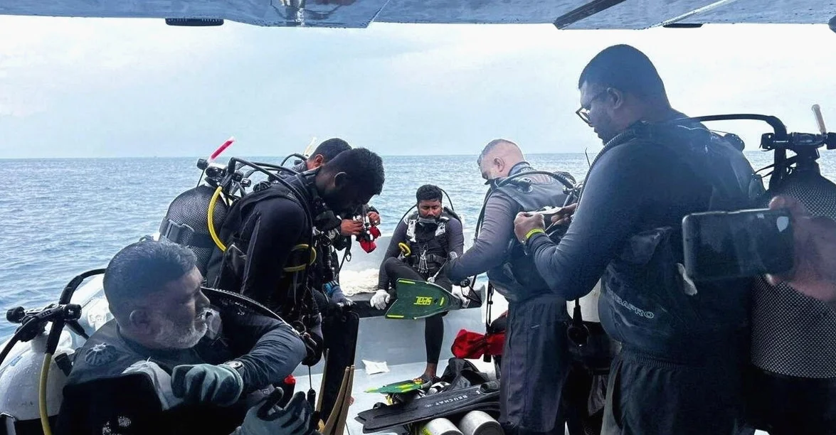 Divers find bodies Italians in Maldives cave tragedy
