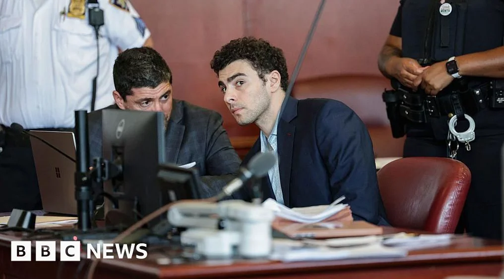 Judge Rules Gun and Writings Admissible in Mangione's Trial