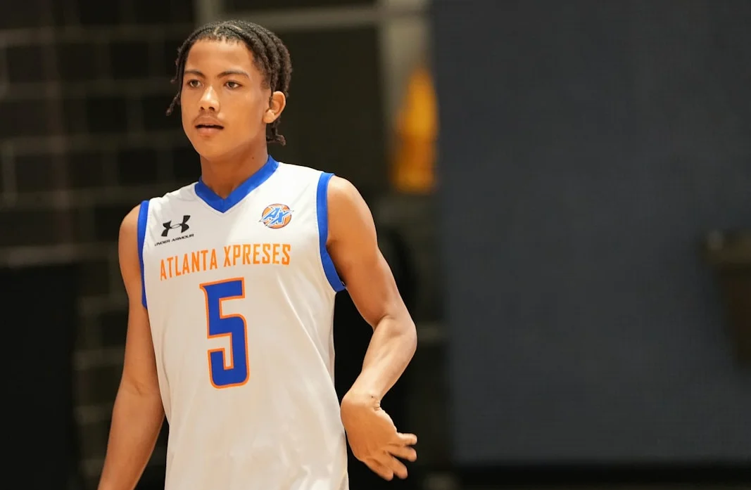 Shai Gilgeous-Alexander defends MVP title against Wembanyama