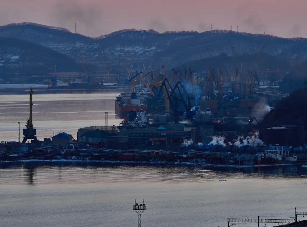 UK Eases Sanctions on Russian Oil Imports as Prices Soar