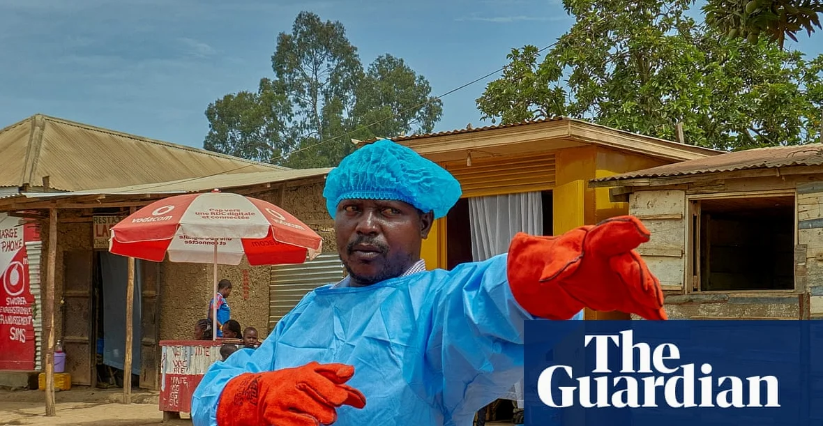 Ebola Cases in DR Congo Top 900 as Outbreak Intensifies