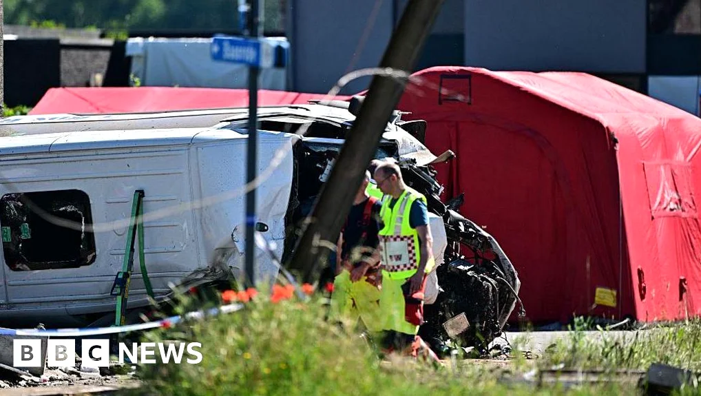Four Killed as School Minibus Hits Train in Belgium