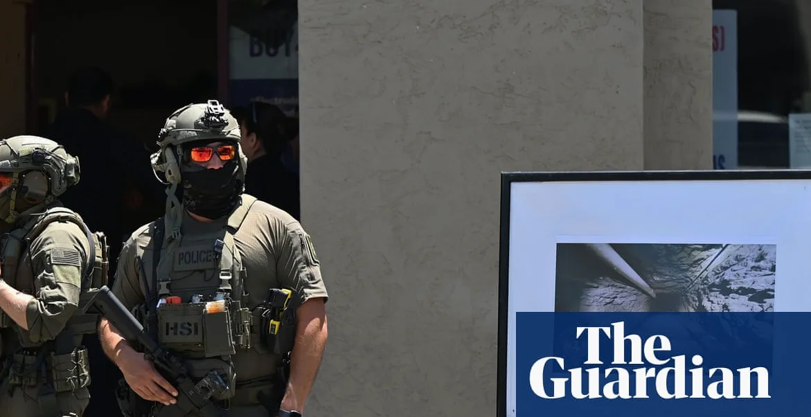 One-ton Cocaine Bust Reveals Secret US-Mexico Tunnel