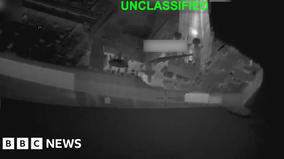 米軍、イラン向けタンカーにミサイル発射