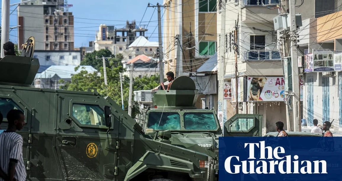 Civilians Flee Somali Troops as Mogadishu Clashes Escalate