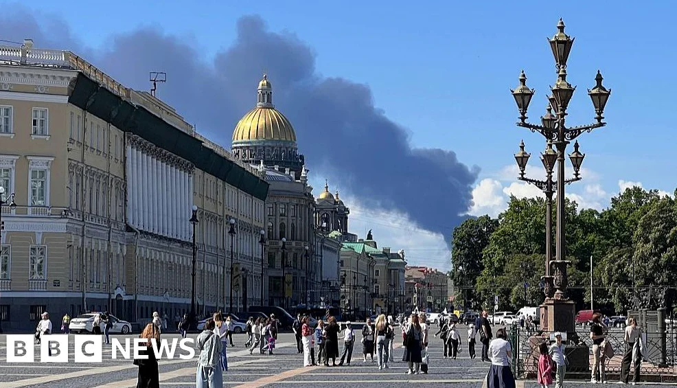 Steve Rosenberg: Russia's economic forum overshadowed by drone attacks on St Petersburg