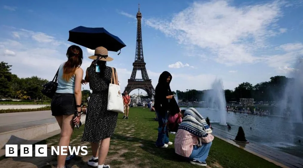 Half of France Under Red Heat Alert as Alcohol Banned at Music Festival