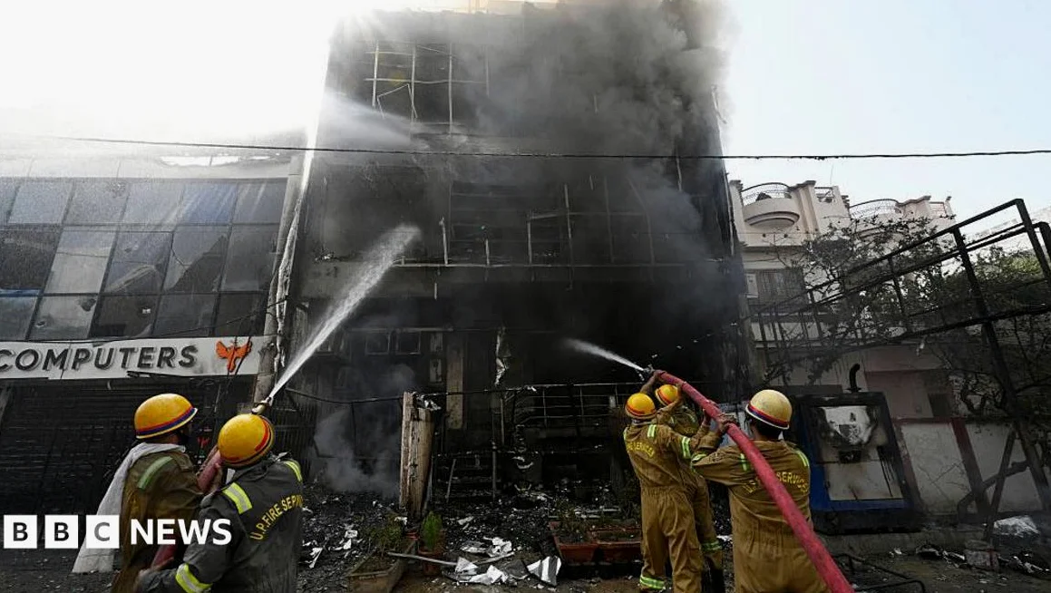 15 Killed in Building Fire as Inquiry Ordered in North India