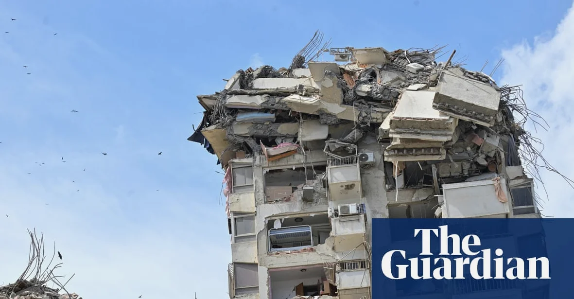 Venezuela’s Rescue Teams Race as Earthquakes Wreak Havoc