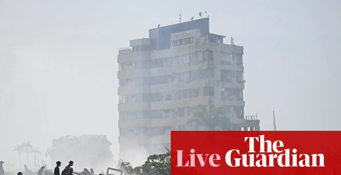 Venezuela Earthquakes: 235 Dead, International Rescue Teams Arrive