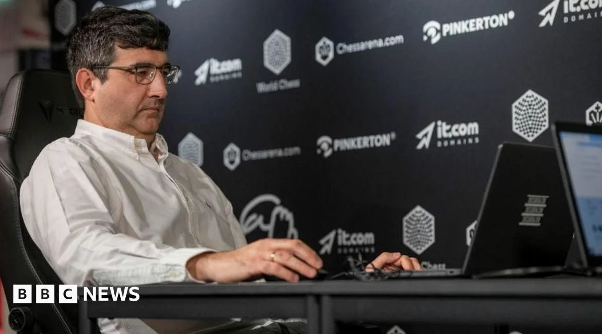 Former chess champion Kramnik banned over cheating remarks